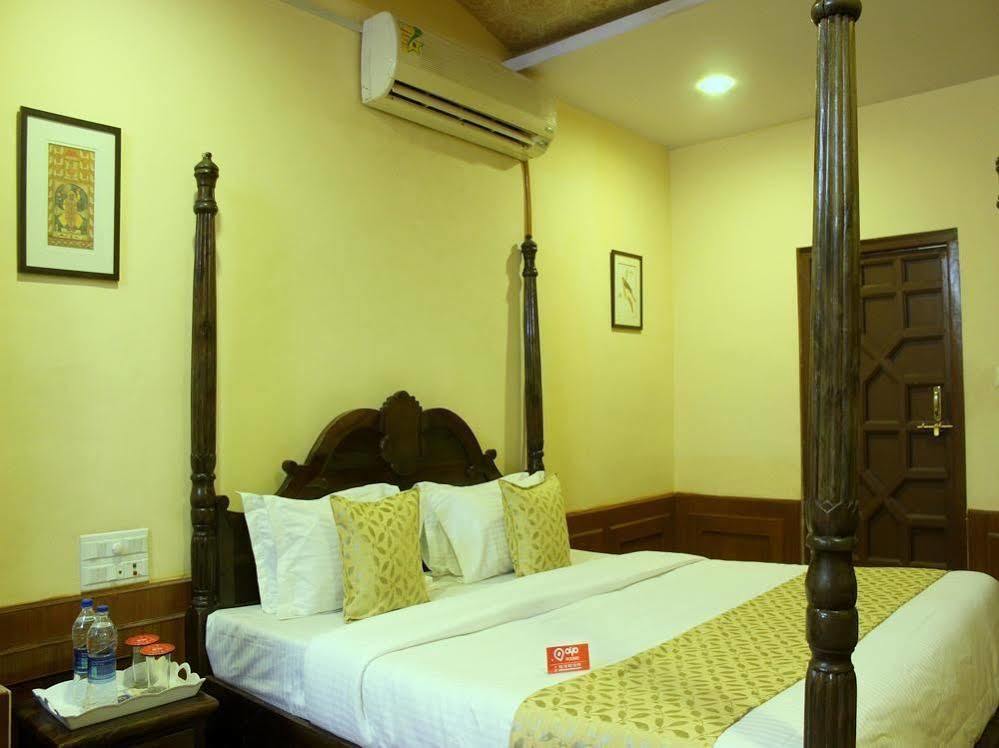 Oyo 1159 Hotel Chandra Prakash Udaipur Ngoại thất bức ảnh