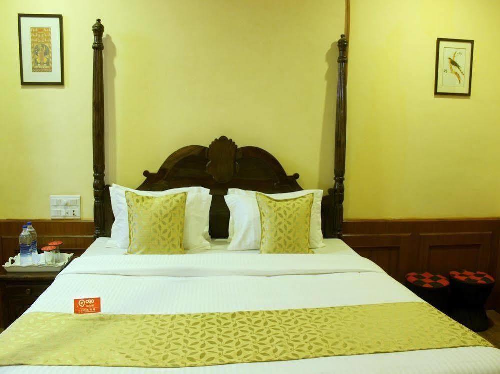Oyo 1159 Hotel Chandra Prakash Udaipur Ngoại thất bức ảnh