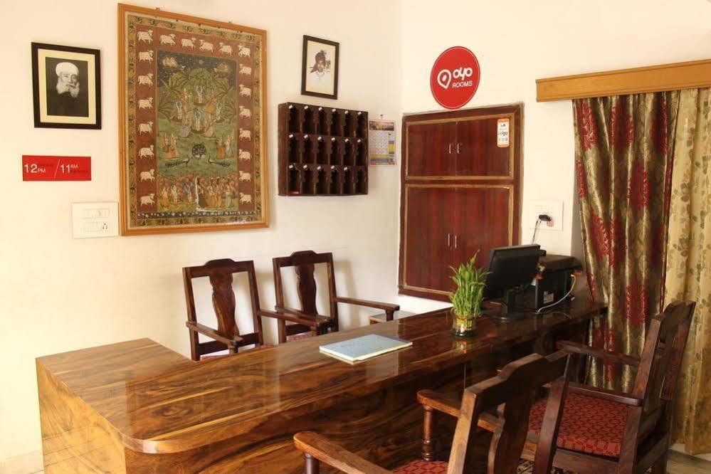 Oyo 1159 Hotel Chandra Prakash Udaipur Ngoại thất bức ảnh