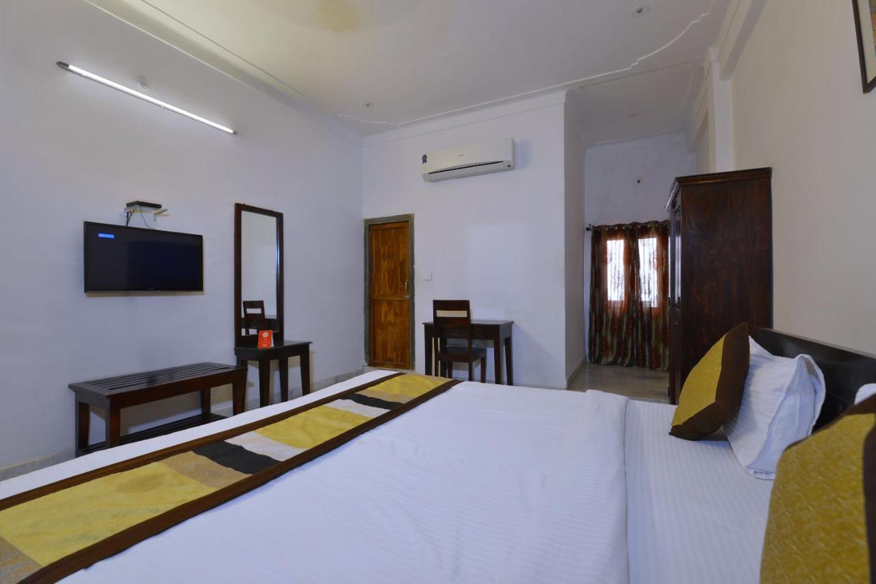 Oyo 1159 Hotel Chandra Prakash Udaipur Ngoại thất bức ảnh